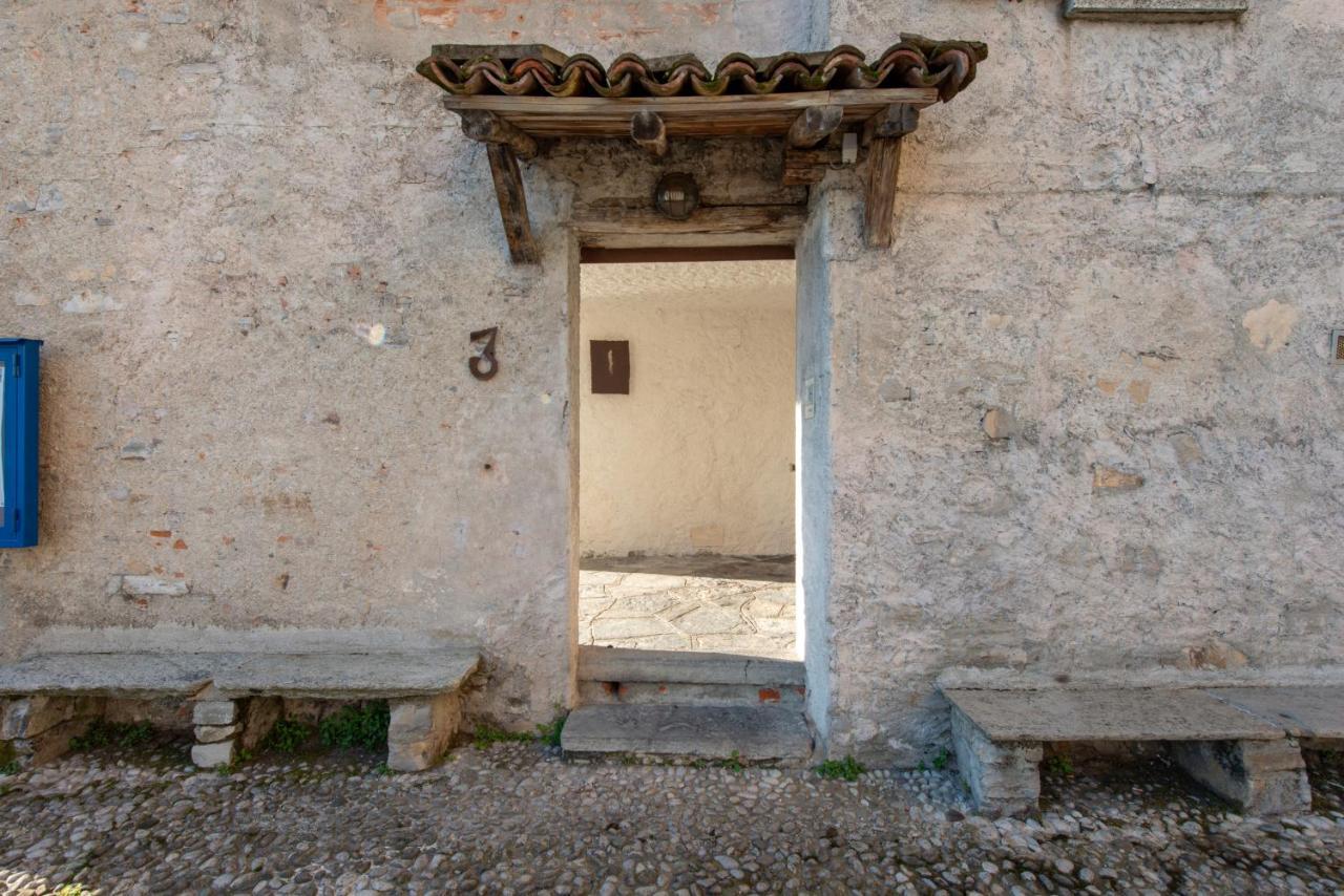 Вілла La Filanda - The House Of Travelers Brienno Екстер'єр фото